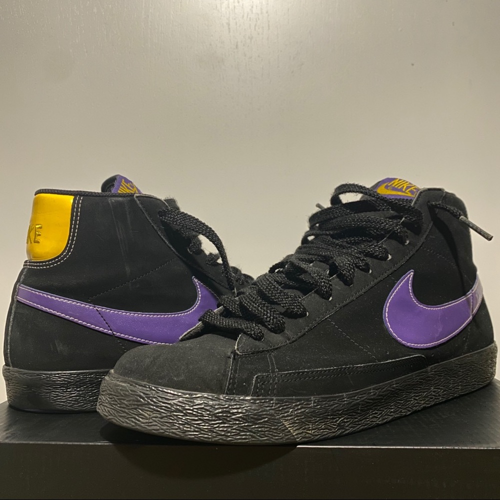 Nike Blazer Black Lakers colors